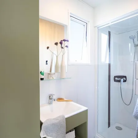 Camping Beau Rivage Kamp alanı *