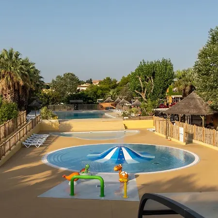 Camping Beau Rivage Kamp alanı