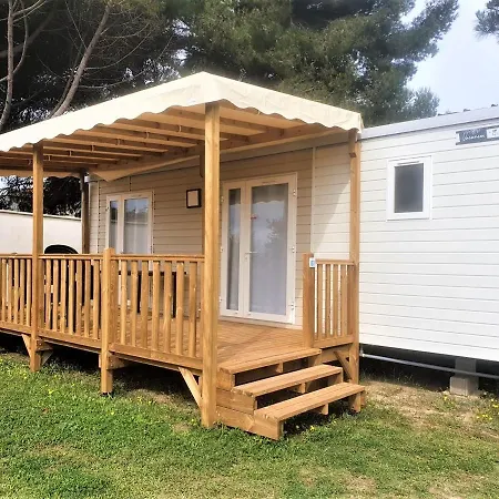 Camping Beau Rivage Kamp alanı Mèze