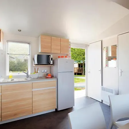 Camping Beau Rivage * Mèze